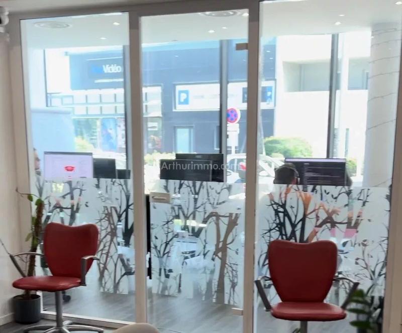 Bureau - 30 m² - 1 pièce