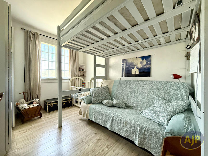 Maison - 136 m² - 6 pièces