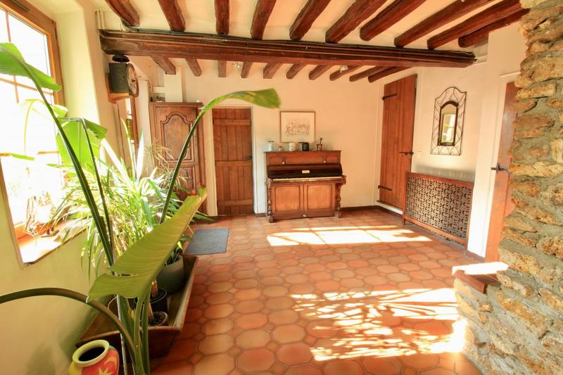 Maison - 215 m² - 7 pièces