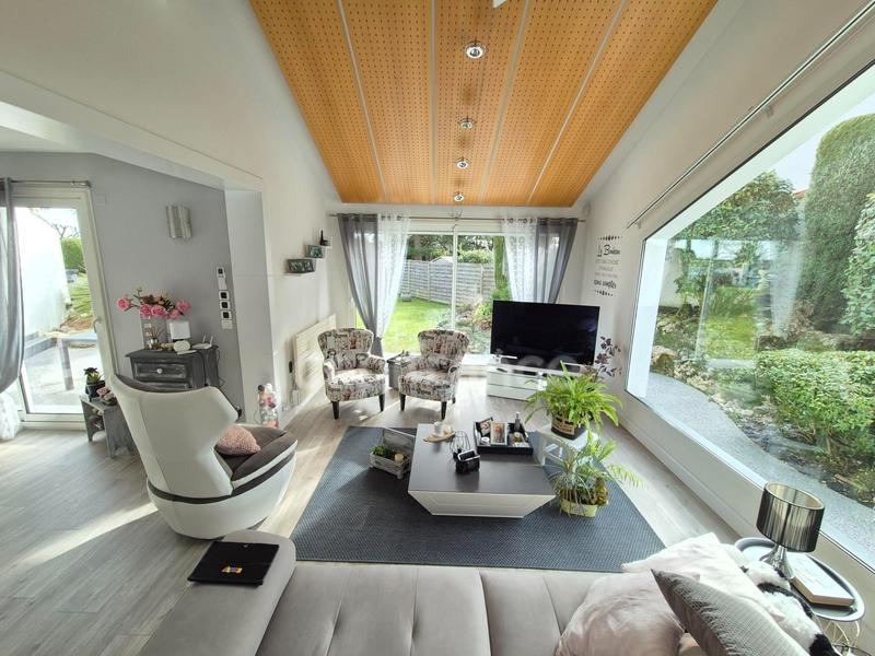 Maison - 170 m² - 5 pièces