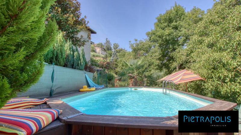 Maison - 137 m² - 4 pièces