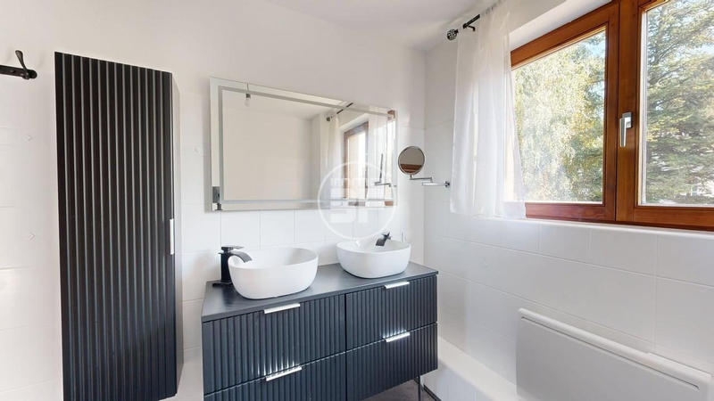 Maison - 134 m² - 5 pièces