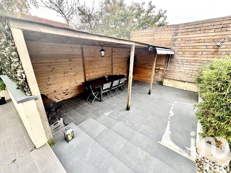 Maison - 137 m² - 8 pièces