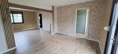 Maison - 140 m² - 9 pièces