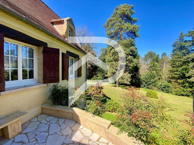 Maison - 141 m² - 6 pièces