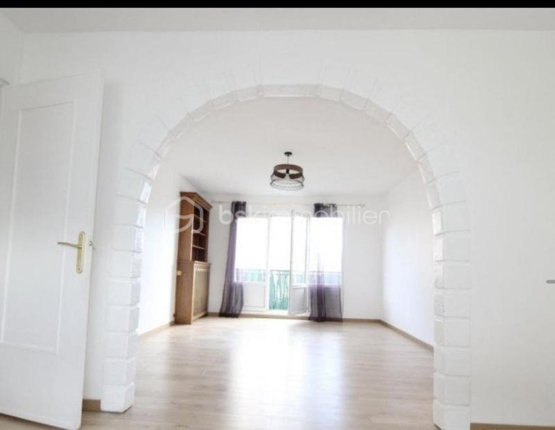 Appartement - 86 m² - 5 pièces