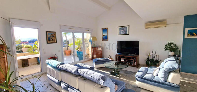 Appartement - 104 m² - 3 pièces