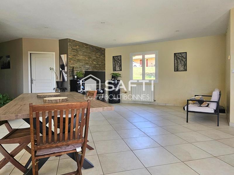 Maison - 134 m² - 5 pièces