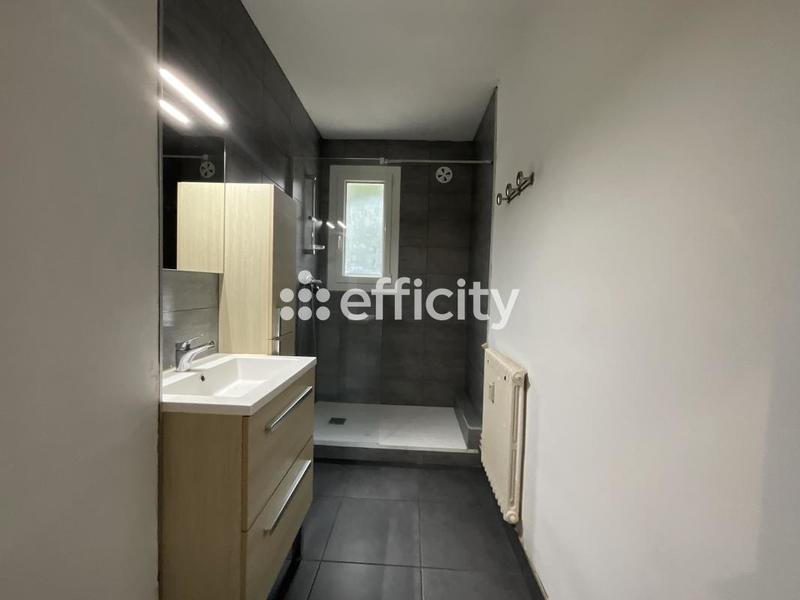 Appartement - 64 m² - 4 pièces