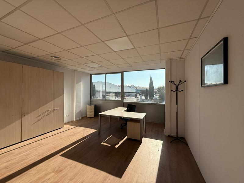 Bureau - 32 m² - 1 pièce