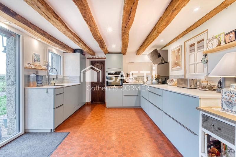 Maison - 215 m² - 8 pièces