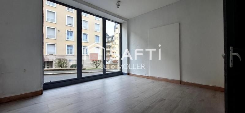 Local commercial - 77 m² - 3 pièces