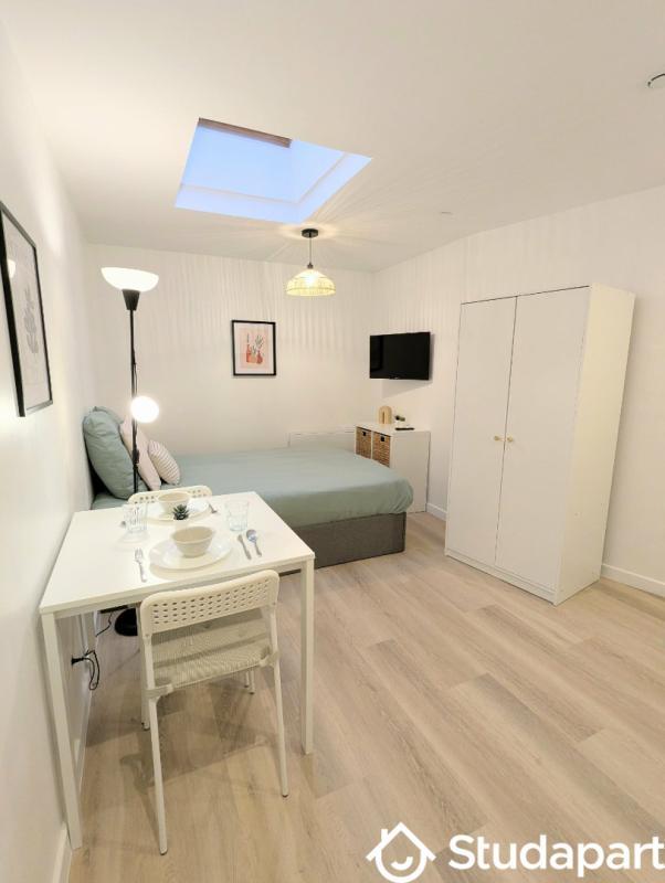 Chambre - 17 m² - 1 pièce