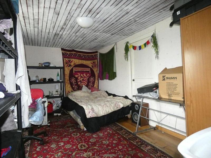 Maison - 95 m² - 6 pièces