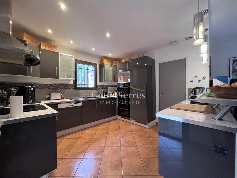 Maison - 122 m² - 6 pièces