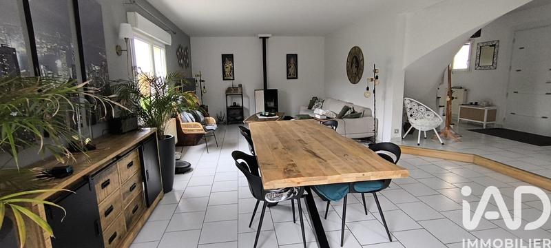 Maison - 139 m² - 5 pièces