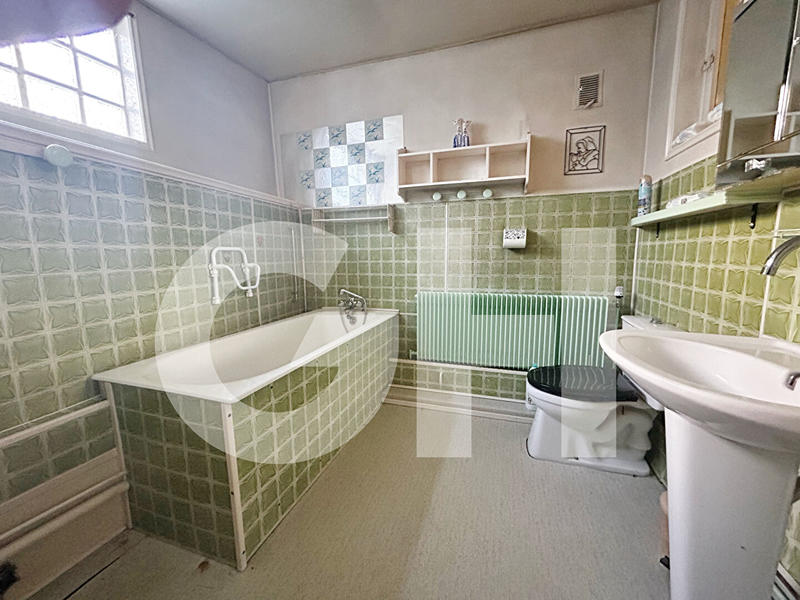 Maison - 100 m² - 3 pièces