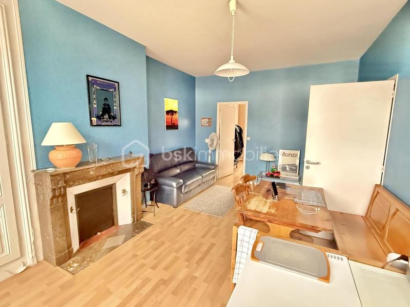 Immeuble - 220 m² - 7 pièces