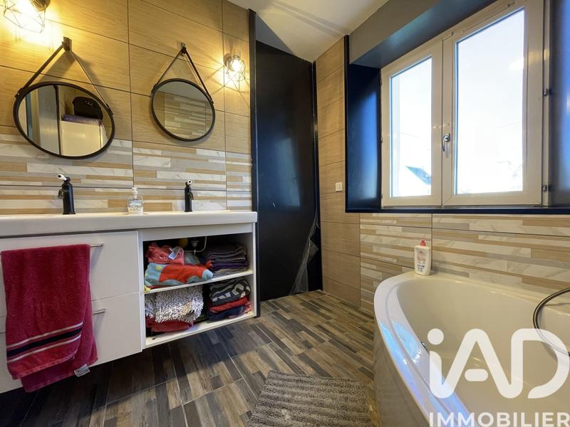 Maison - 142 m² - 5 pièces