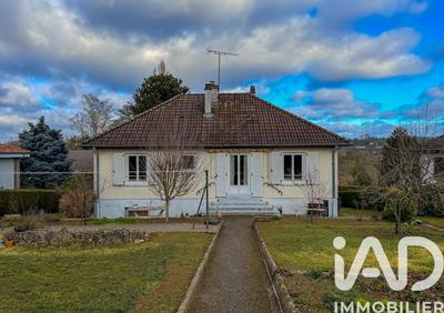 Maison - 94 m² - 6 pièces