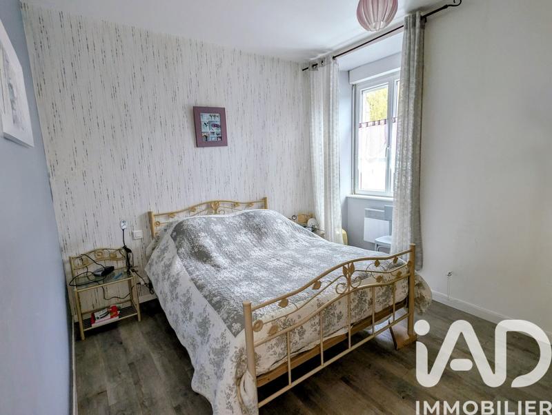 Maison - 214 m² - 8 pièces