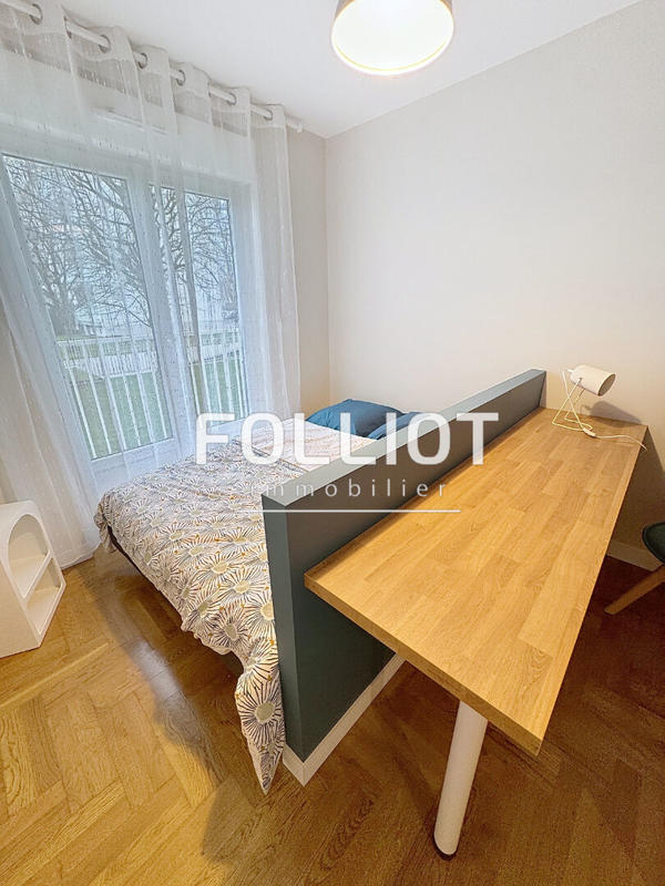 Appartement - 88 m² - 6 pièces