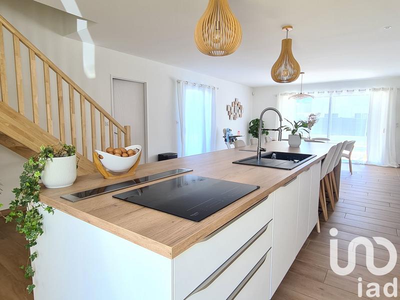 Maison - 172 m² - 7 pièces