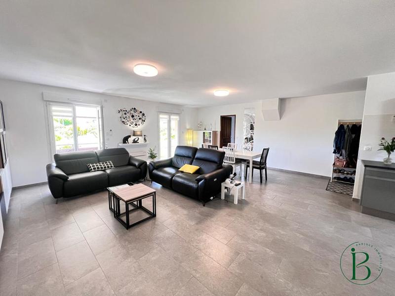 Villa - 121 m² - 6 pièces