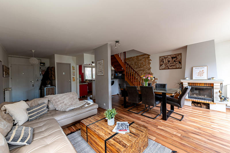 Maison - 93 m² - 5 pièces