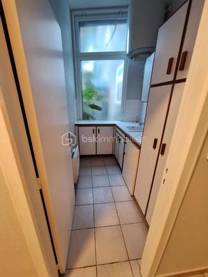 Local commercial - 128 m² - 8 pièces