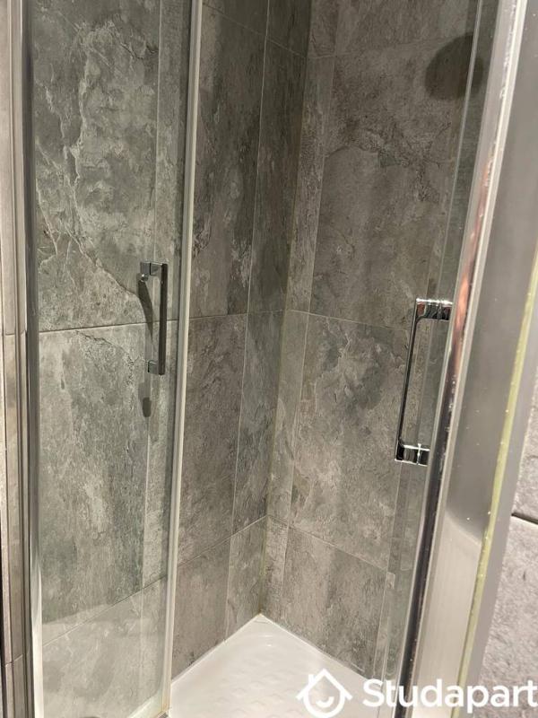 Chambre - 15 m² - 1 pièce