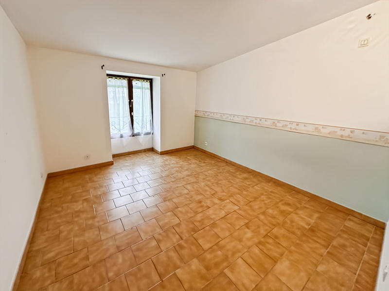 Maison - 170 m² - 8 pièces