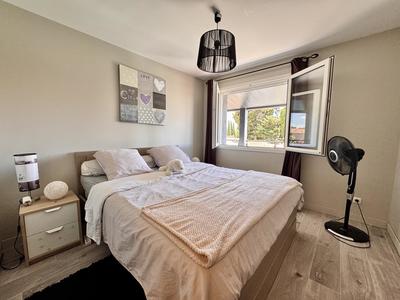 Villa - 225 m² - 8 pièces