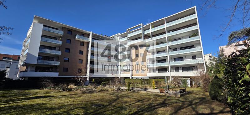 Appartement - 78 m² - 3 pièces