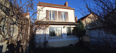 Maison - 91 m² - 5 pièces