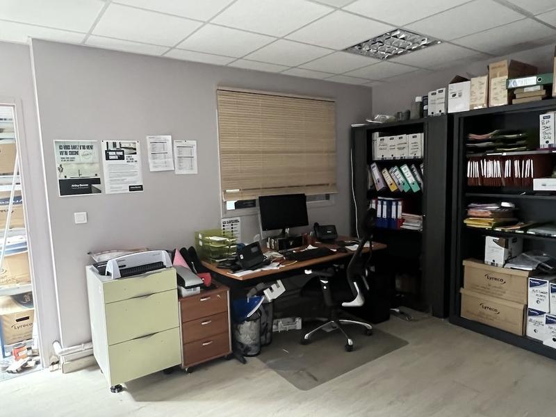 Local commercial - 310 m² - 6 pièces