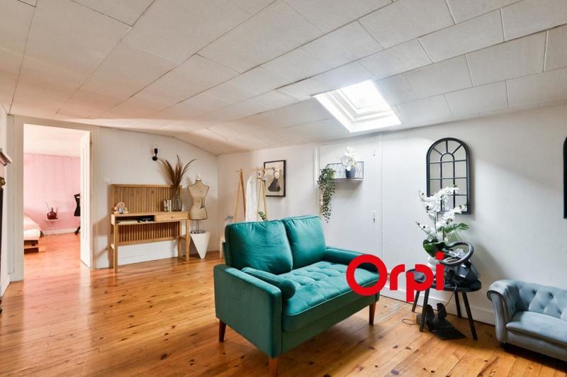 Duplex - 144 m² - 5 pièces