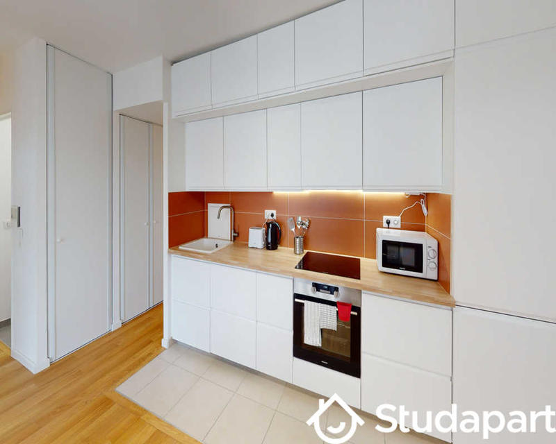 Chambre - 90 m² - 1 pièce