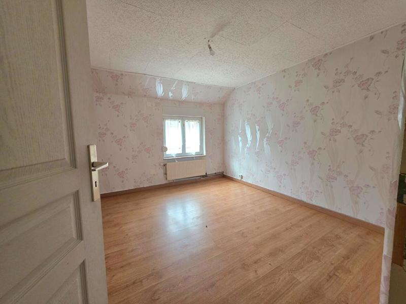 Maison - 90 m² - 6 pièces