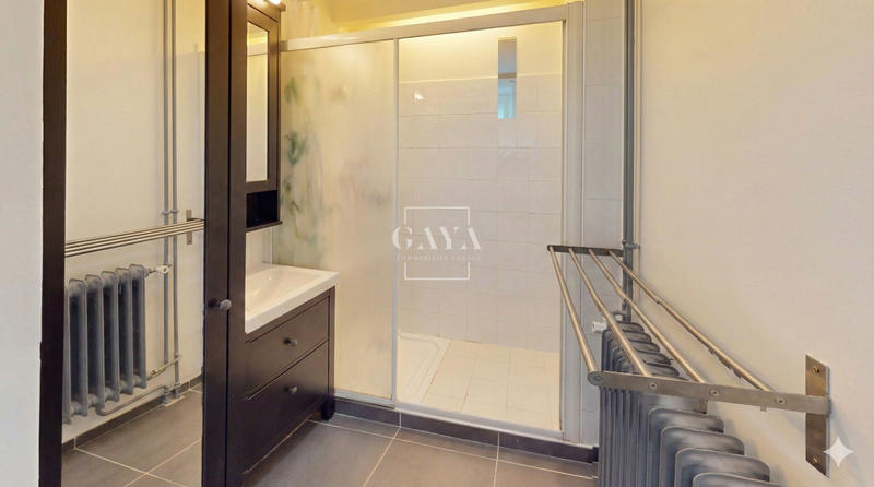 Appartement - 70 m² - 4 pièces