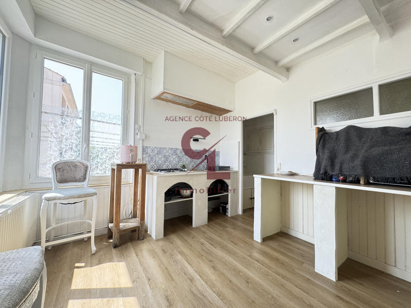 Maison - 99 m² - 3 pièces