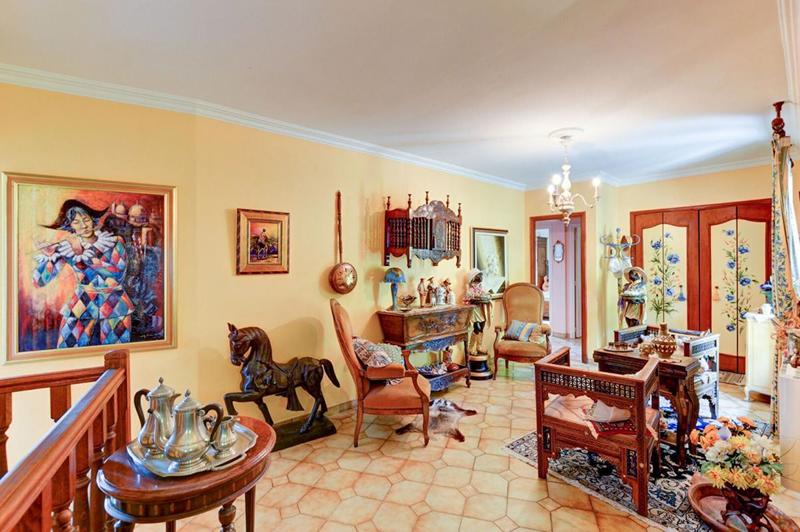 Villa - 231 m² - 5 pièces