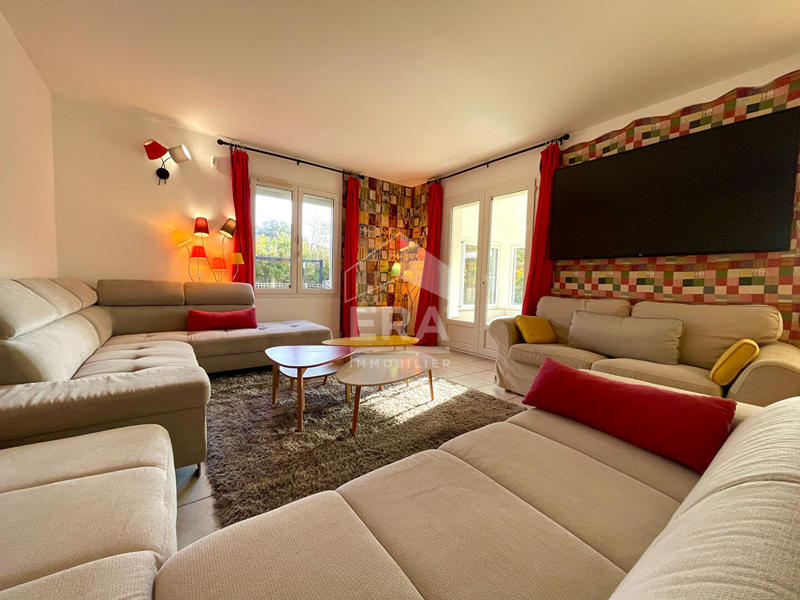 Maison - 165 m² - 5 pièces