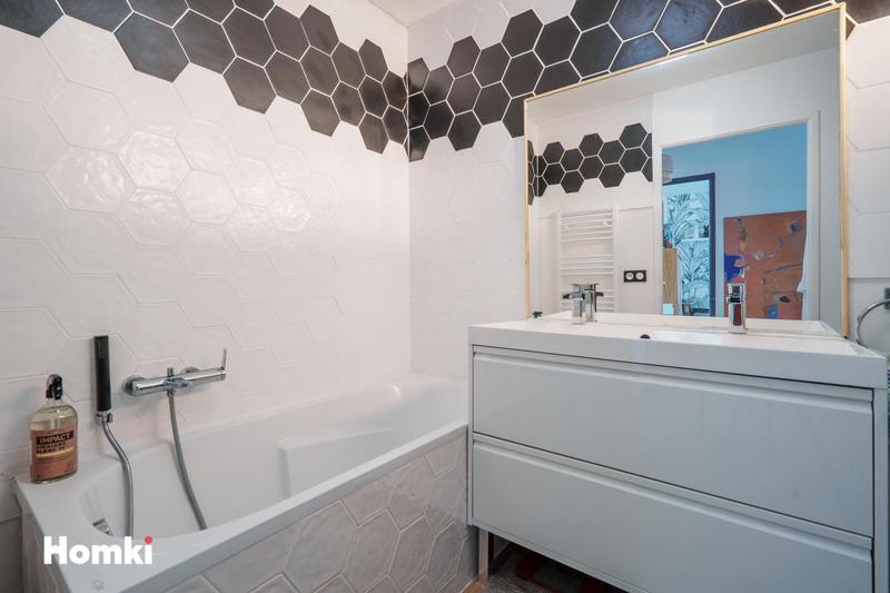 Appartement - 93 m² - 4 pièces