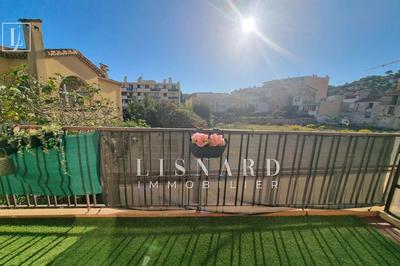 Appartement - 72 m² - 4 pièces