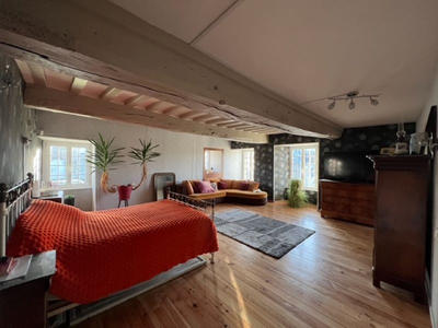 Maison - 190 m² - 7 pièces