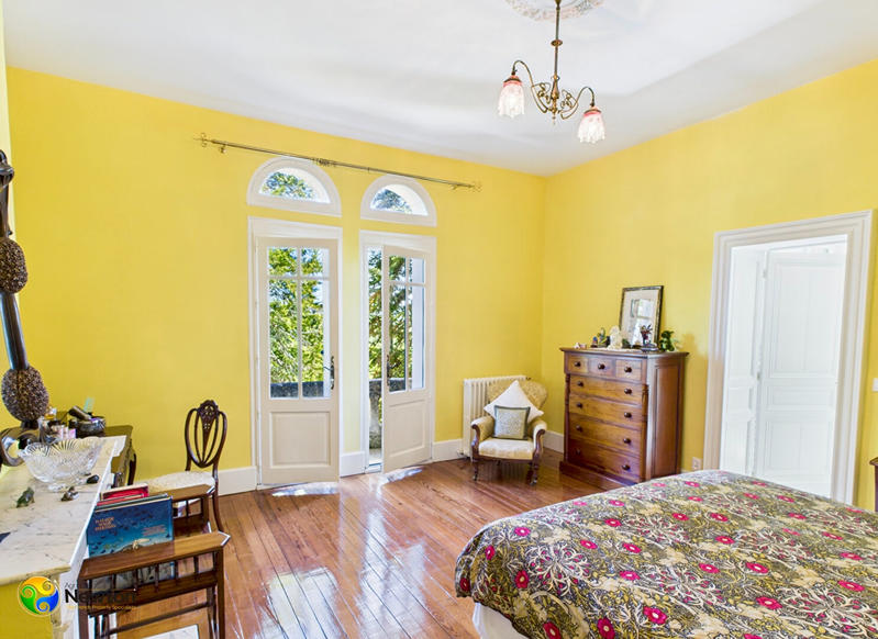 Demeure - 400 m² - 10 pièces