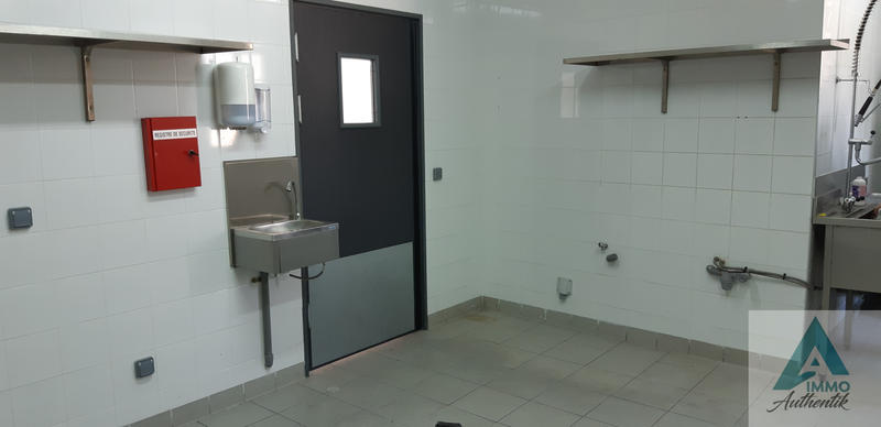 Local commercial - 75 m²