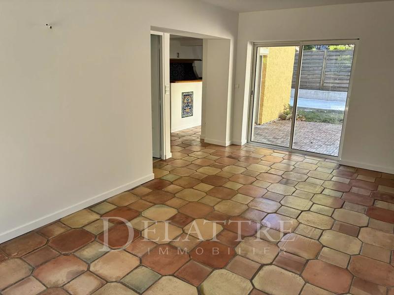 Villa - 90 m² - 4 pièces