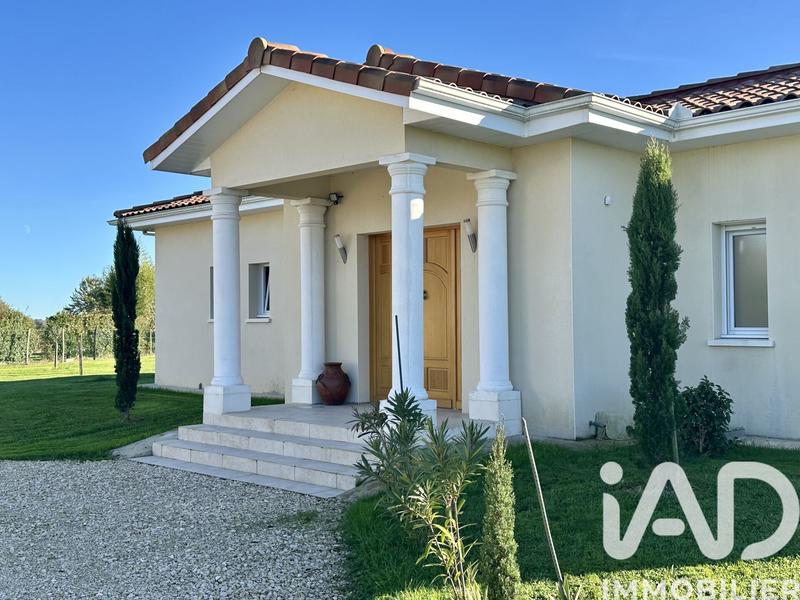 Maison - 246 m² - 5 pièces